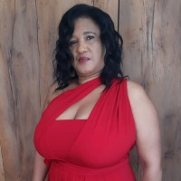 Hume International Employee Carol Khan's profile photo