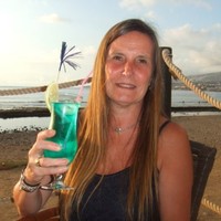 ANCHOR & CREW Employee Alison Warner's profile photo