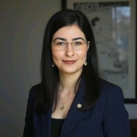 Beatriz MacHado Email