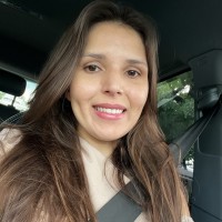 Caroline Feitosa Oliveira Email