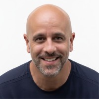 DealGround Employee Chris Rodriguez's profile photo