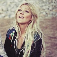 HIPANEMA Employee Delphine Crech'Riou's profile photo