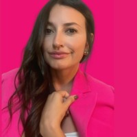 Schultz Turismo Employee Ariane Andrade's profile photo