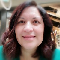 Adriana Marquez Quiñones Email