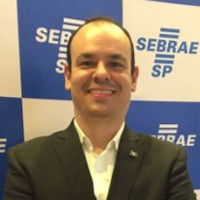 Daniel Palacio Alves Email