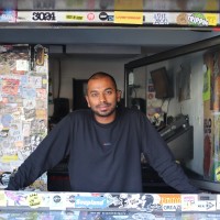 E-mail e número de telefone de Raj Chaudhuri