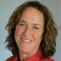 REMAX Select Employee Julie Hirshman's profile photo