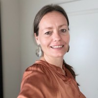 Inge van Acker Email