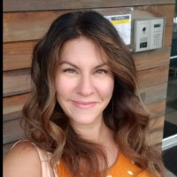 Lisa Lee Email & Phone Number