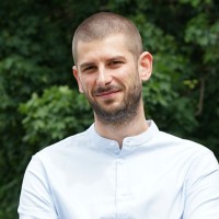 Philipp Roeser Email