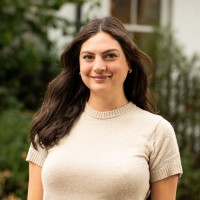 Lara Santis Email
