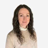 Jennifer Lindsay Email & Phone Number