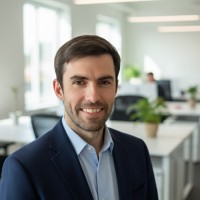 Lachlan Huck Email & Phone Number