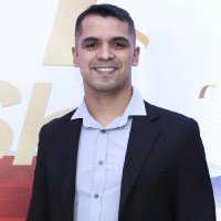 César Victor Email