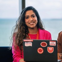 Marcela Assis Email