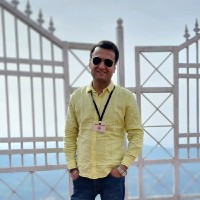 Good Earth Employee Sumit Bhalla's profile photo