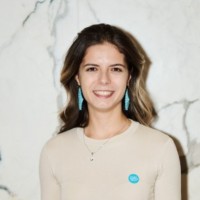 Brhlik Eszter Email