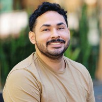HanaByte Employee Robert Labrada's profile photo