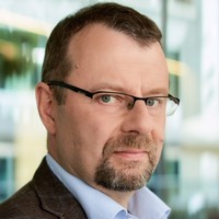 Paweł Smoleń Email