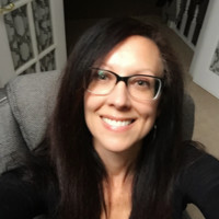 Scribendi Inc. Employee Michele Shaw's profile photo