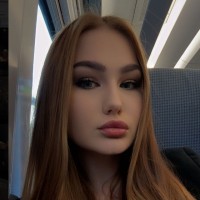 Stretched Employee Alisa Lence's profile photo