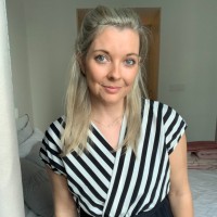 Danielle Hartstone Email