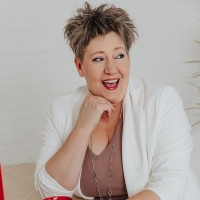 SOLV Employee Tracy Lay's profile photo
