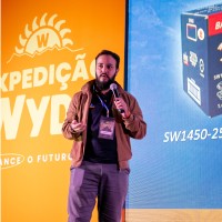 Saulo R. Werneck Email