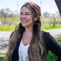 Rutherford Wine Company Employee Megan Andrus's profile photo