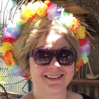 Sandra Neubert Email