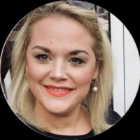 Stephanie Greskämper Email