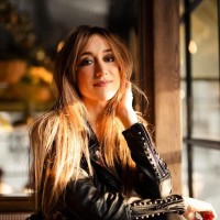 Decent Music PR Employee Anna Stephens's profile photo