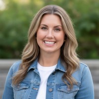 Amanda Bates Email & Phone Number