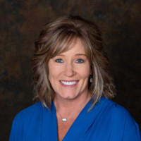 Suzanne Sanders Email & Phone Number