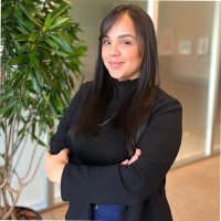 RV Ímola Employee Thaís Ferreira's profile photo