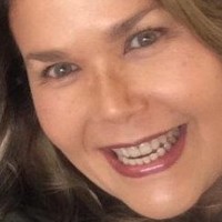 Amazon Employee Caroline Ferrer-Cruz's profile photo