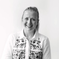 Email e telefono di Katie McNeilage