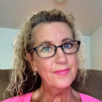 Tracy, Inc. Employee Lynnelle Pouzar's profile photo
