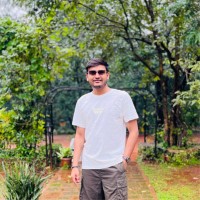 Kmphitech Employee Nikunj Miyani's profile photo