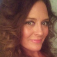 Kelly Davis Email & Phone Number