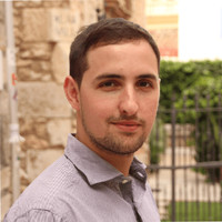 Roger Vilà Email