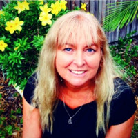 Victoria Faust Email & Phone Number