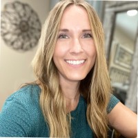 LINQ Employee Lindsee Theis's profile photo