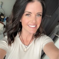 Erin Facinelli Email & Phone Number