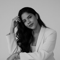 Aoro Employee Carolline Alves's profile photo