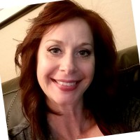 Leslie's Employee Michelle Spence's profile photo