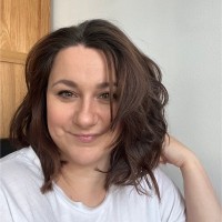Vicky McFarlane Email