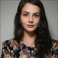 Julia Dutra Email & Phone Number