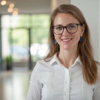 Sonja Buhk Email