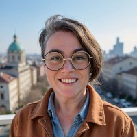 Sara MacFarlane Email & Phone Number